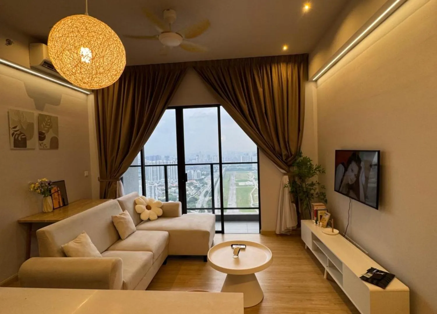 Trion Kl Trx Klcc View Daire Kuala Lumpur Malezya